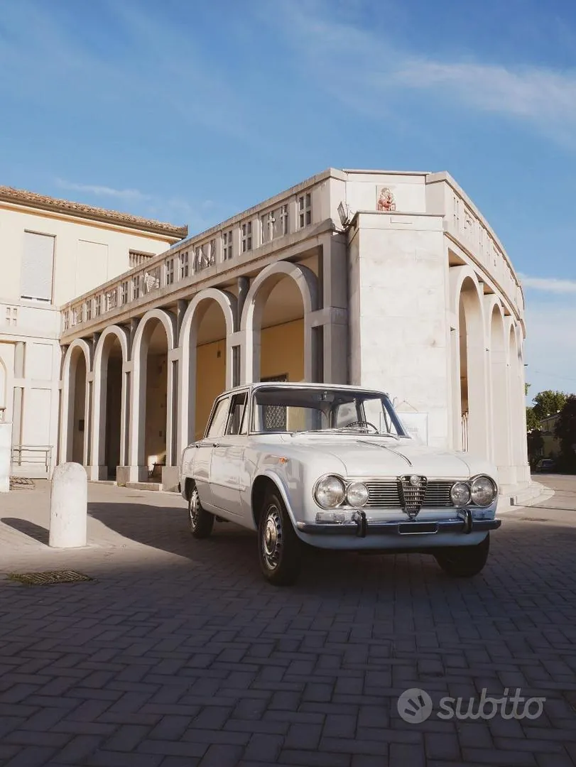 Alfa Romeo Giulia 1960 photo 2