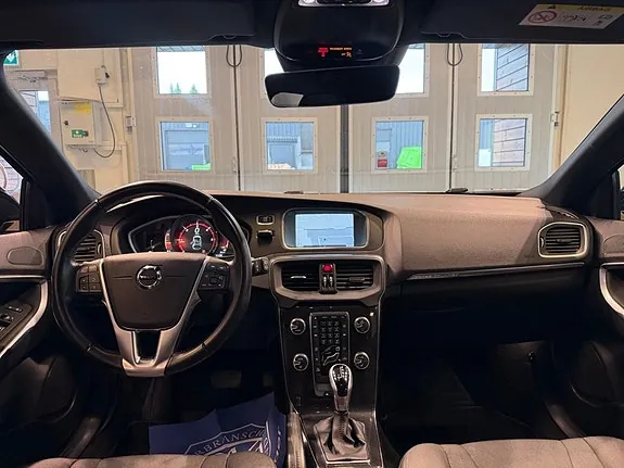 Volvo V40 Cross Country 2017 photo 5
