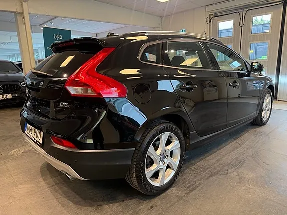 Volvo V40 Cross Country 2017 photo 4