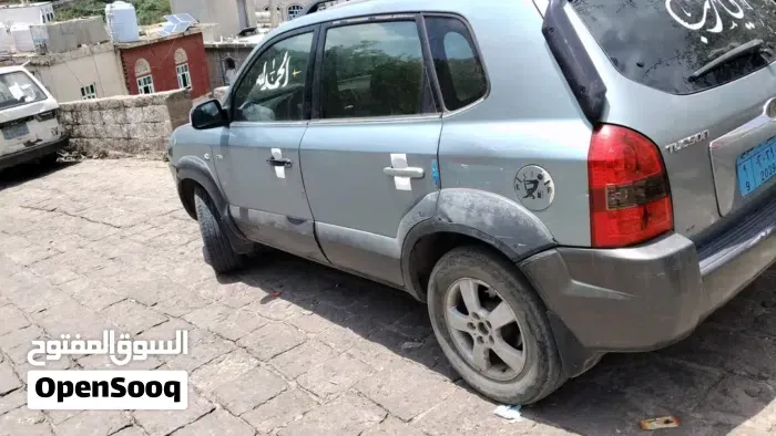 Hyundai Tucson 2004 photo 2