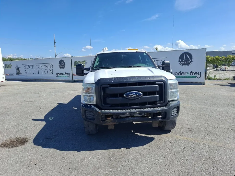 Ford F-350 Super Duty 2016 photo 2