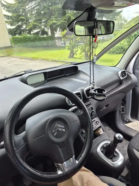 Citroen C3 Picasso 2011 photo 3