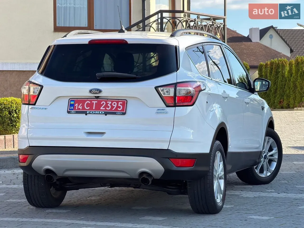 Ford Escape 2018 photo 3
