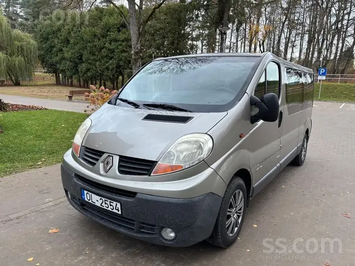 Renault Trafic 2007 photo 2