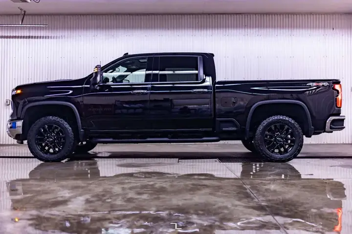 Chevrolet Silverado 2500 2025 photo 4
