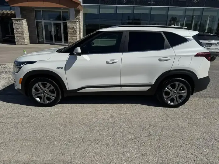 Kia Seltos 2021 photo 2