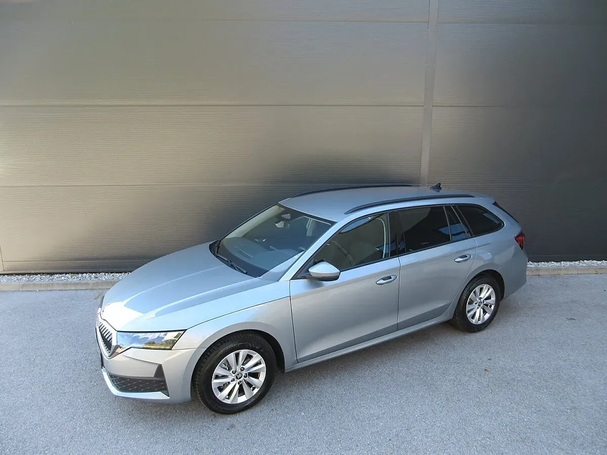 Skoda Octavia 2026 photo 3