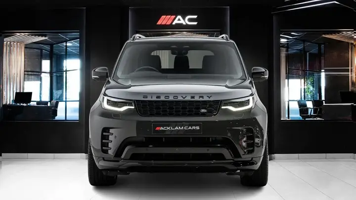 Land Rover Discovery 2025 photo 2