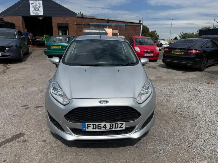 Ford Fiesta 2014 photo 3