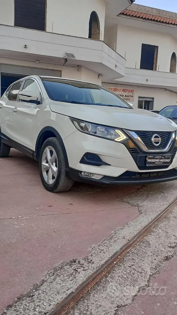 Nissan Qashqai 2018 photo 2