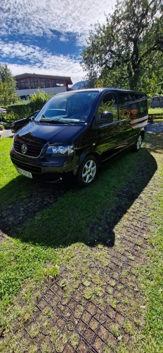 Volkswagen Multivan 2007 photo 2