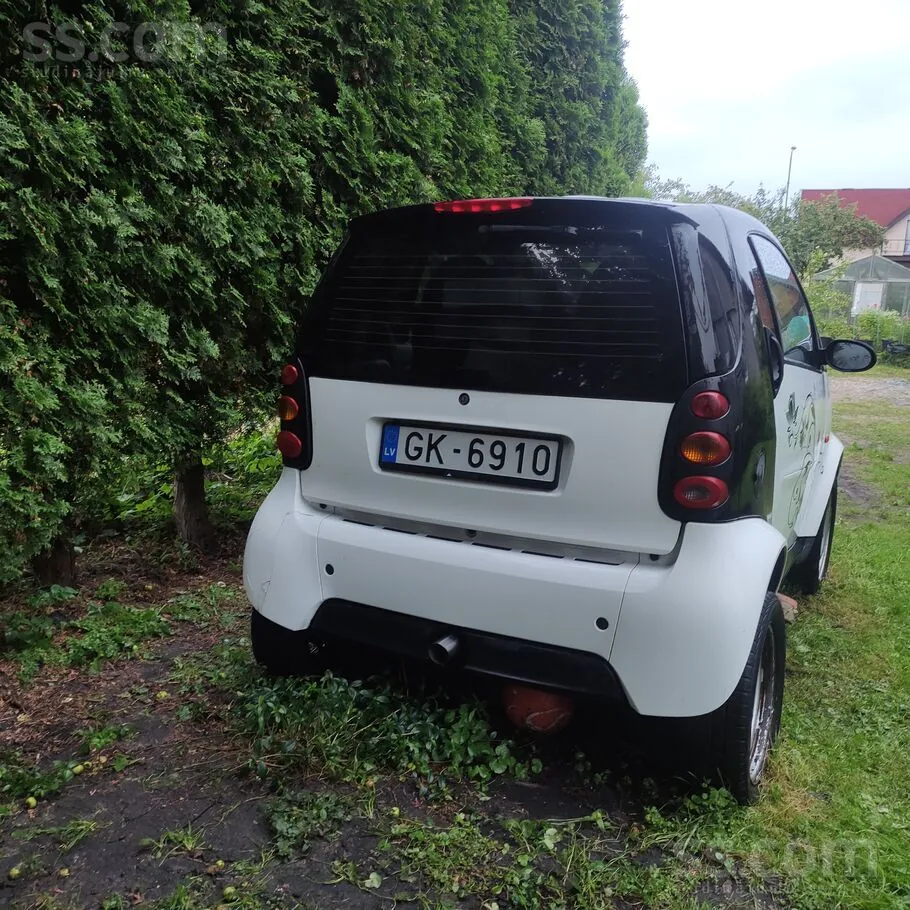 Smart Fortwo 2002 photo 3