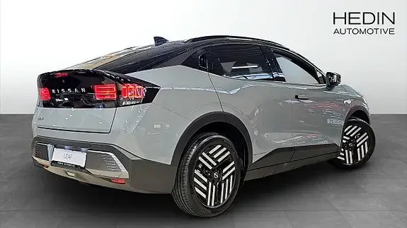 Nissan Leaf 2026 photo 2