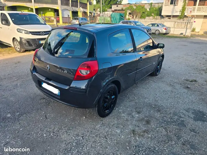 Peugeot 206 2006 photo 3