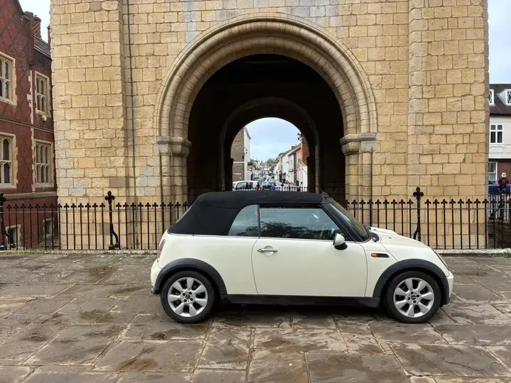 Mini Convertible 2006 photo 3
