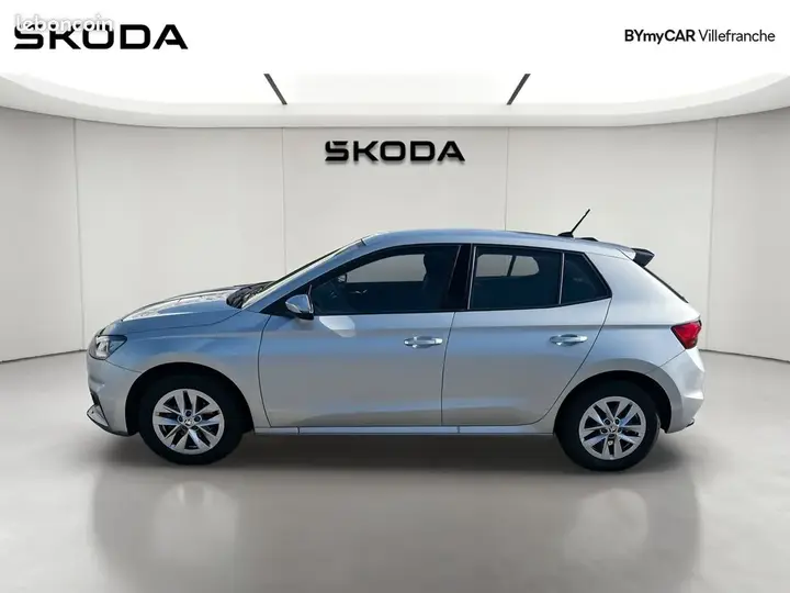 Skoda Fabia 2024 photo 2