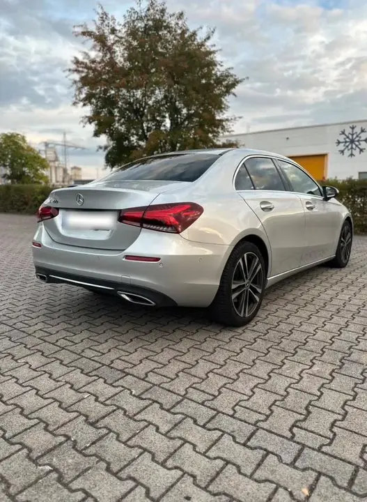 Mercedes-Benz A 200 Limousine