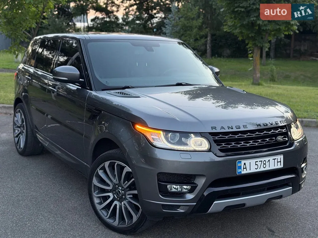 Land Rover Range Rover Sport 2014 photo 2