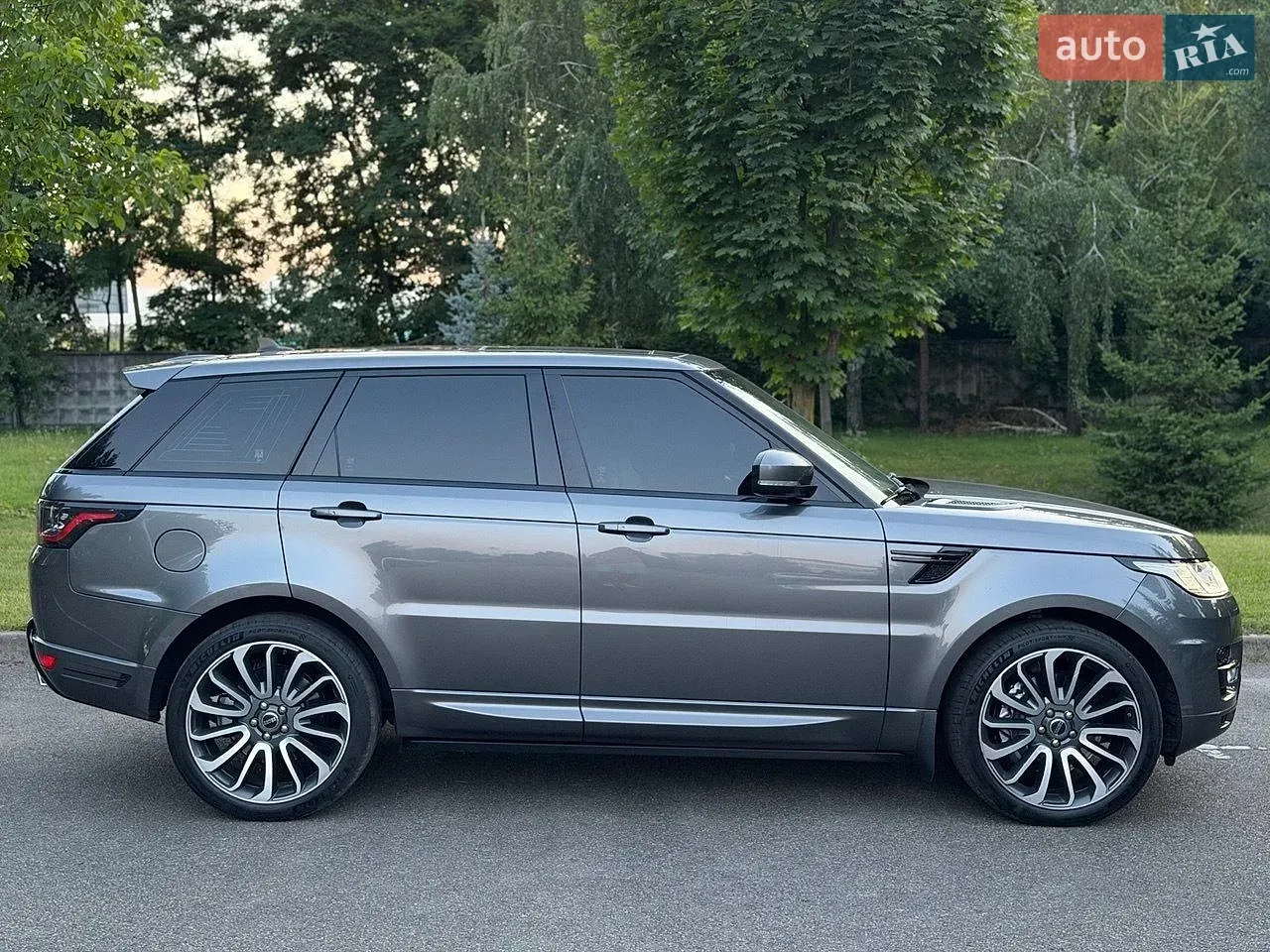 Land Rover Range Rover Sport 2014 photo 4