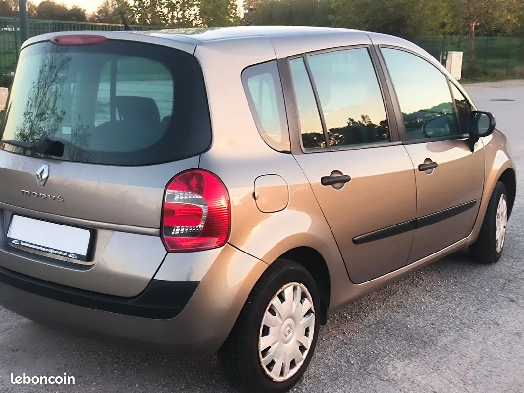 Renault Grand Modus 2010 photo 3