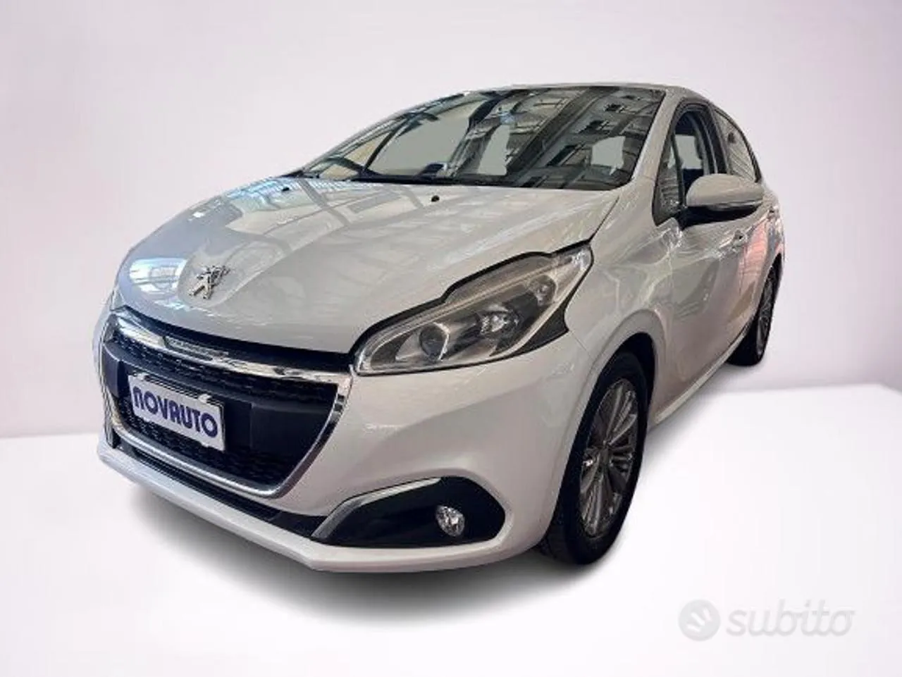 Peugeot 208 2017 photo 2