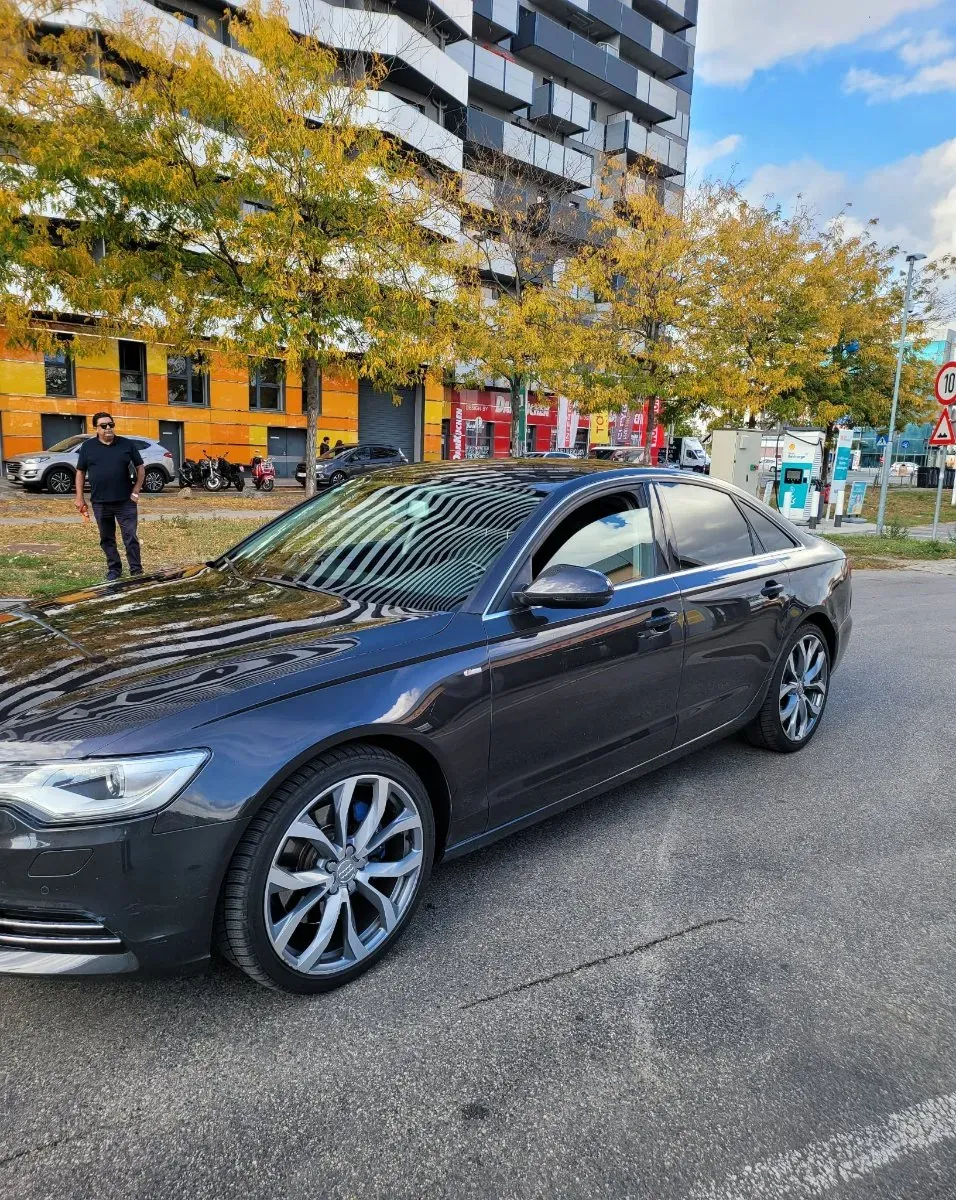 Audi A6 2013 photo 2