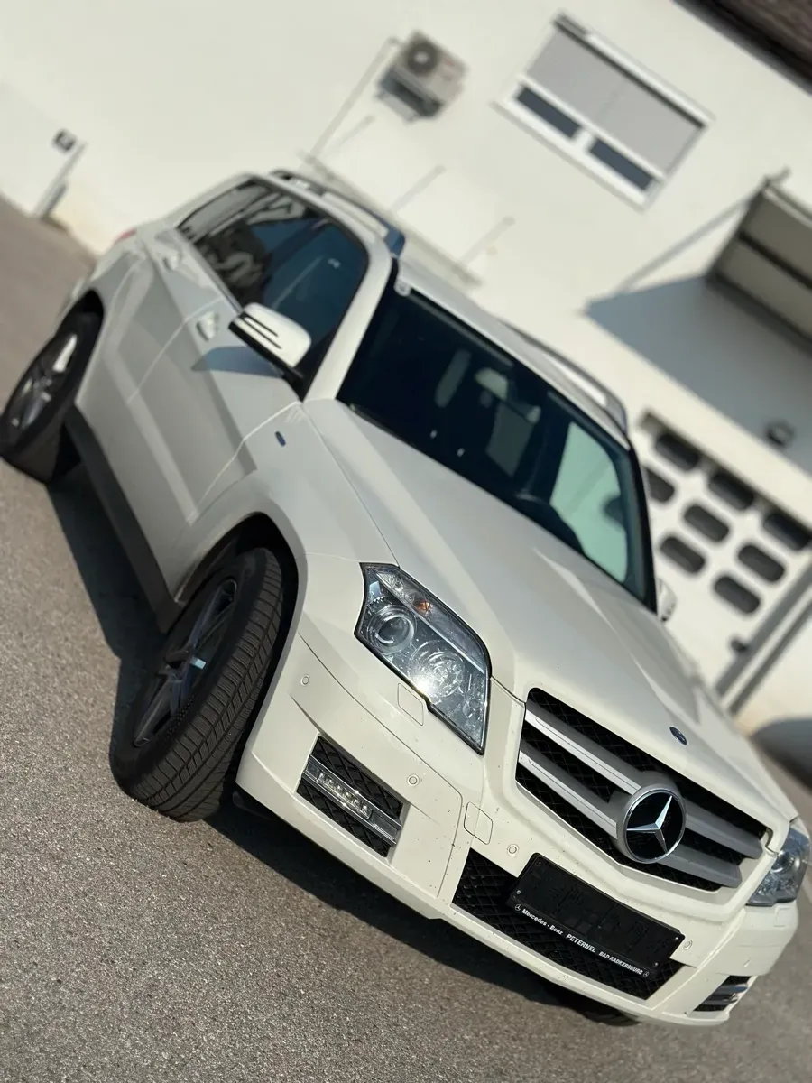 Mercedes-Benz Glk Class 2011 photo 2