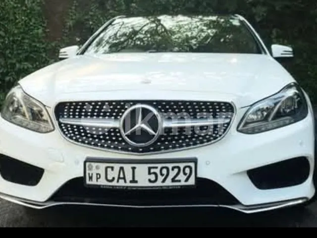 Mercedes-Benz E300 2015 photo 2