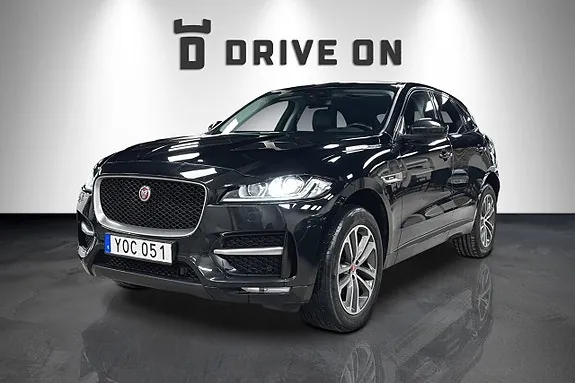 Jaguar F-Pace 2018 photo 2
