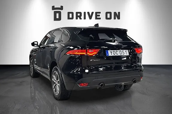 Jaguar F-Pace 2018 photo 4