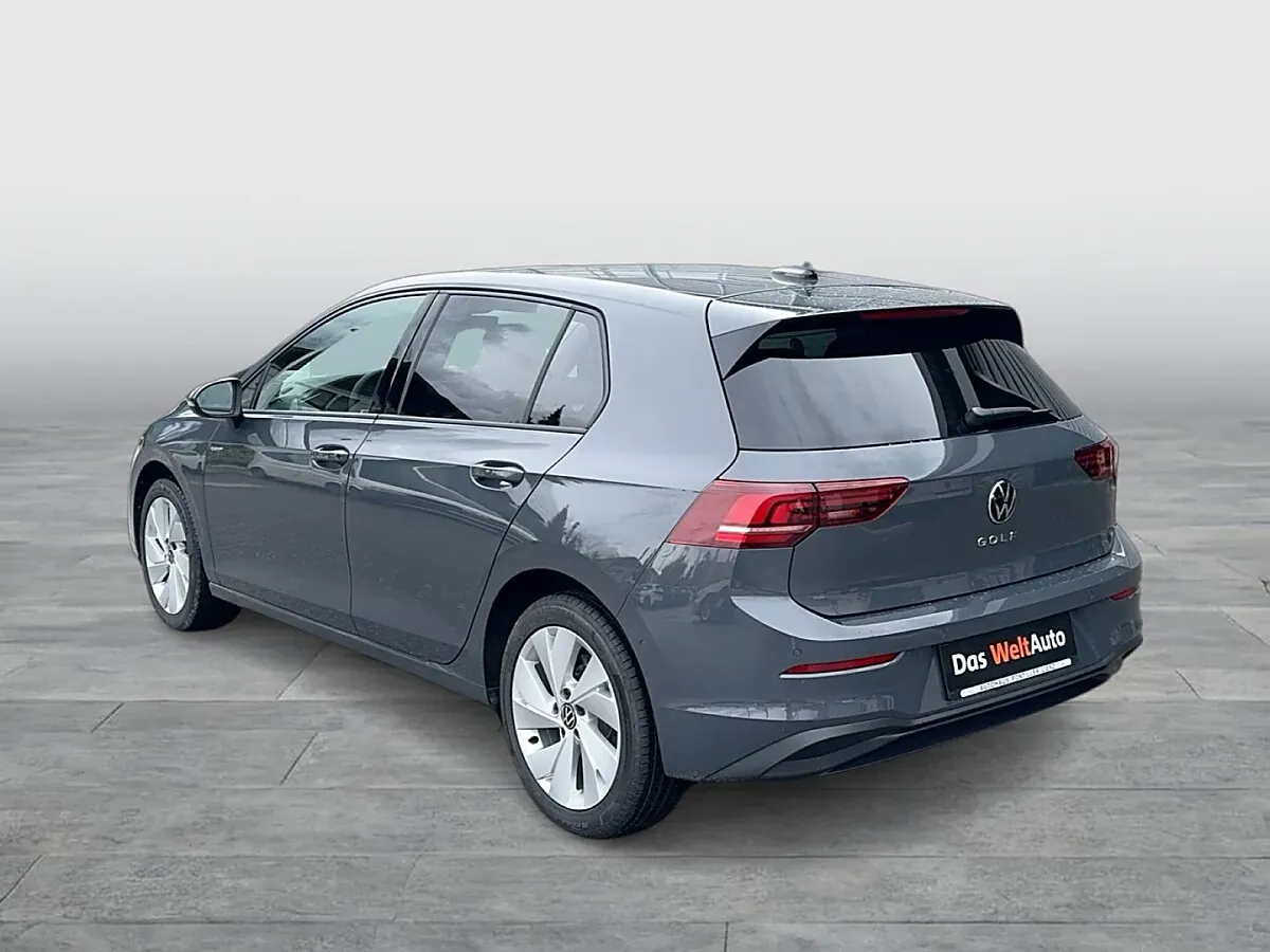 Volkswagen Golf 2026 photo 3