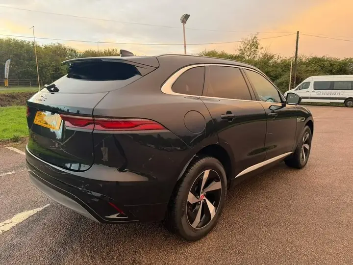 Jaguar F-Pace 2023 photo 5