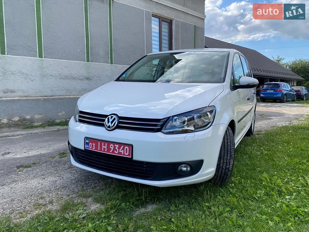 Volkswagen Touran 2010 photo 4