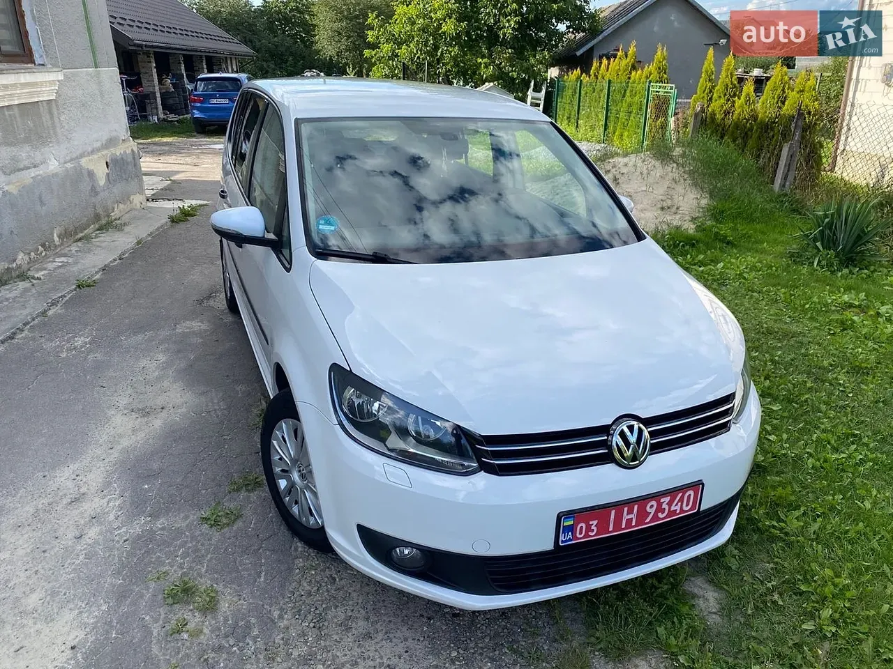 Volkswagen Touran 2010 photo 5