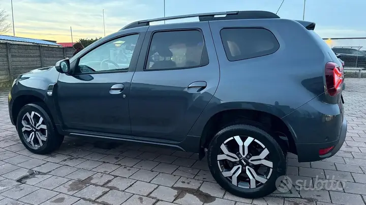 Dacia Duster 2023 photo 3
