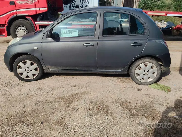 Nissan Micra 2005 photo 3