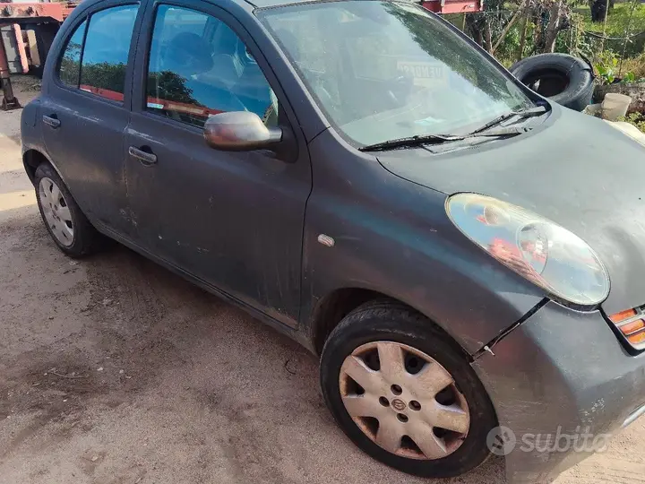 Nissan Micra 2005 photo 5