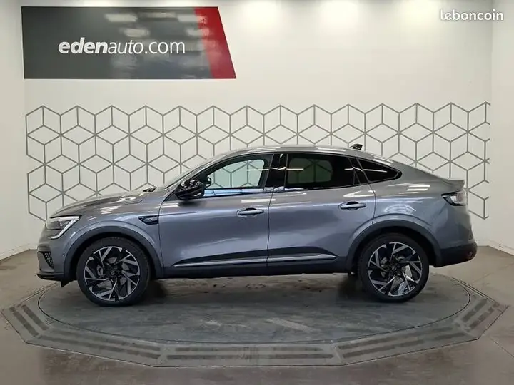 Renault Arkana 2024 photo 2