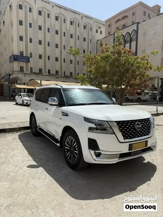 Nissan Patrol 2012 photo 5