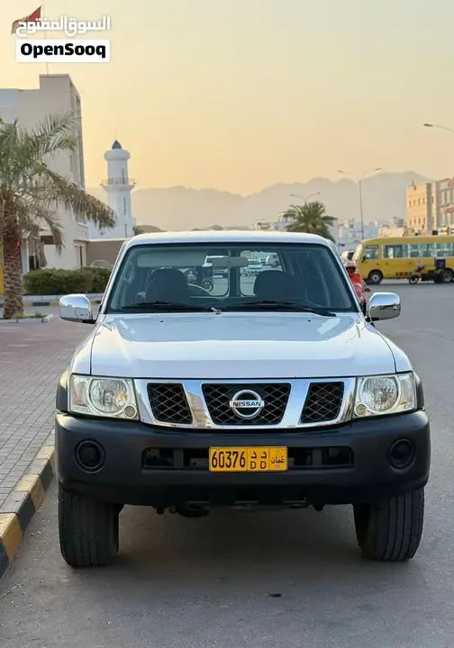 Nissan Patrol 2012 photo 3