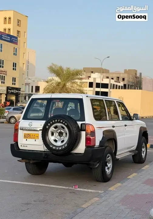 Nissan Patrol 2012 photo 4