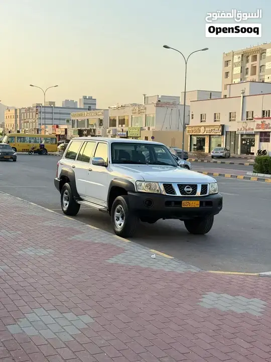 Nissan Patrol 2012 photo 2