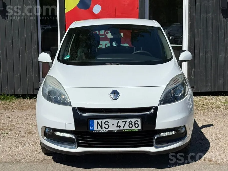 Renault Grand Scenic 2012 photo 2
