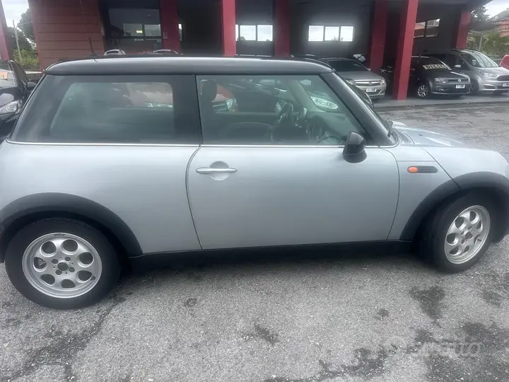 Mini Cooper 2002 photo 4