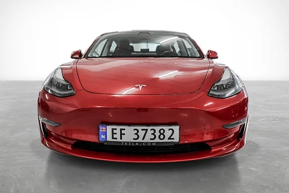 Tesla Model 3 2023 photo 3