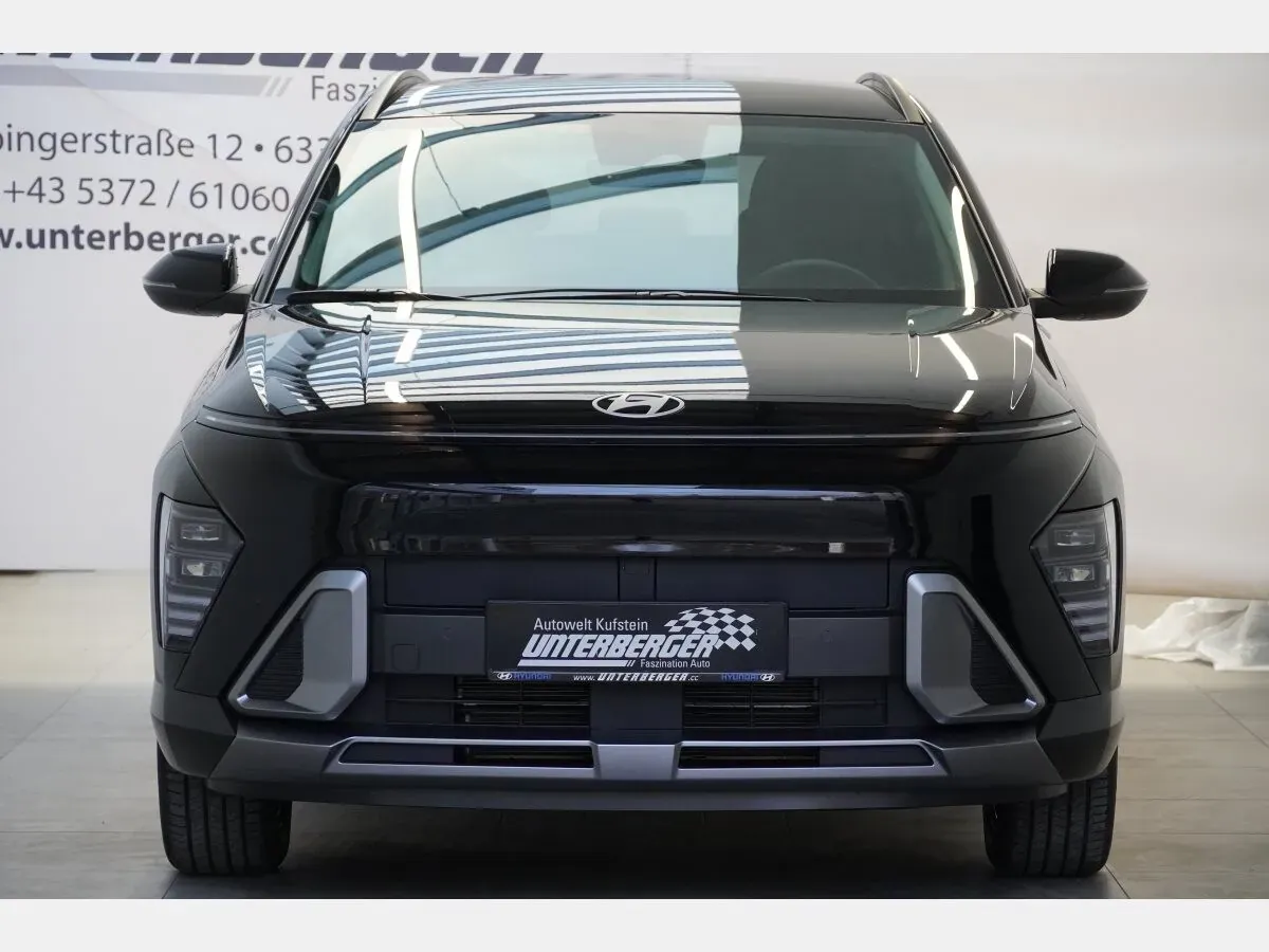 Hyundai Kona photo 2