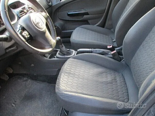 Opel Corsa 2013 photo 3