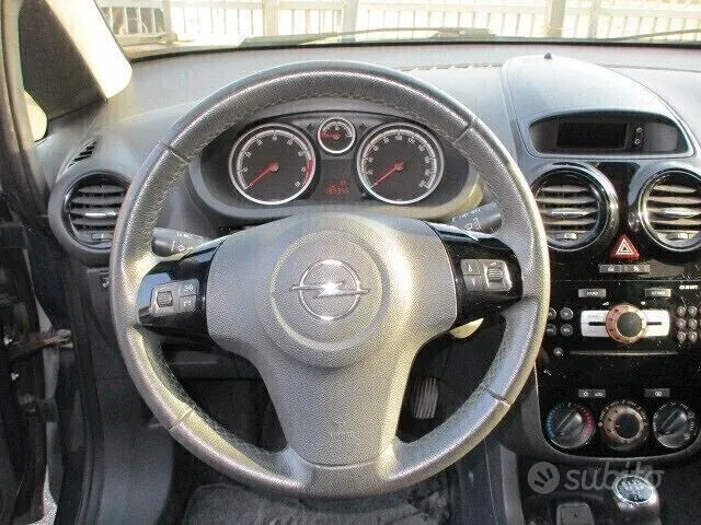 Opel Corsa 2013 photo 4