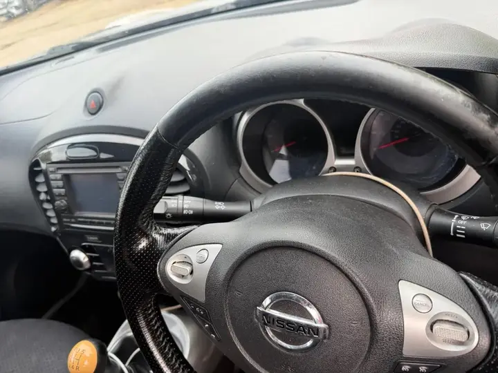 Nissan Juke 2010 photo 5