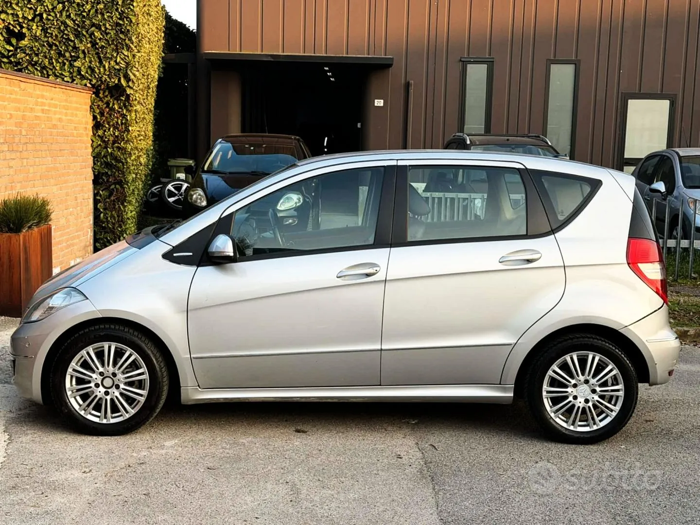 Mercedes-Benz A180 2009 photo 5